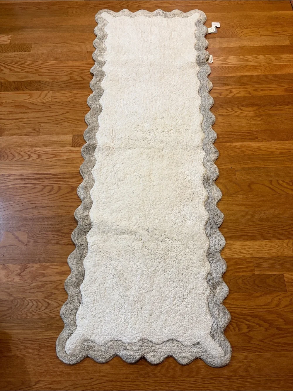 Anthropologie Scalloped Cotton Bath Mat Runner NWT